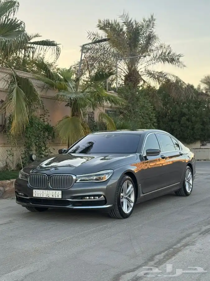 بي إم 740فل كامل مديل 2018 1