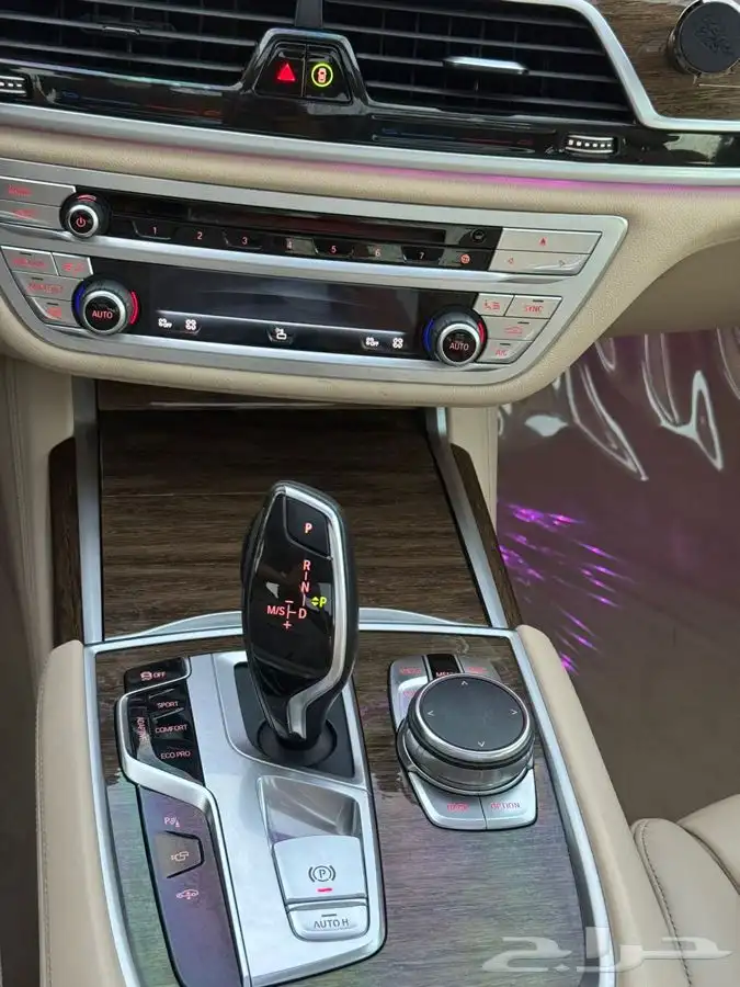 بي إم 740فل كامل مديل 2018 23