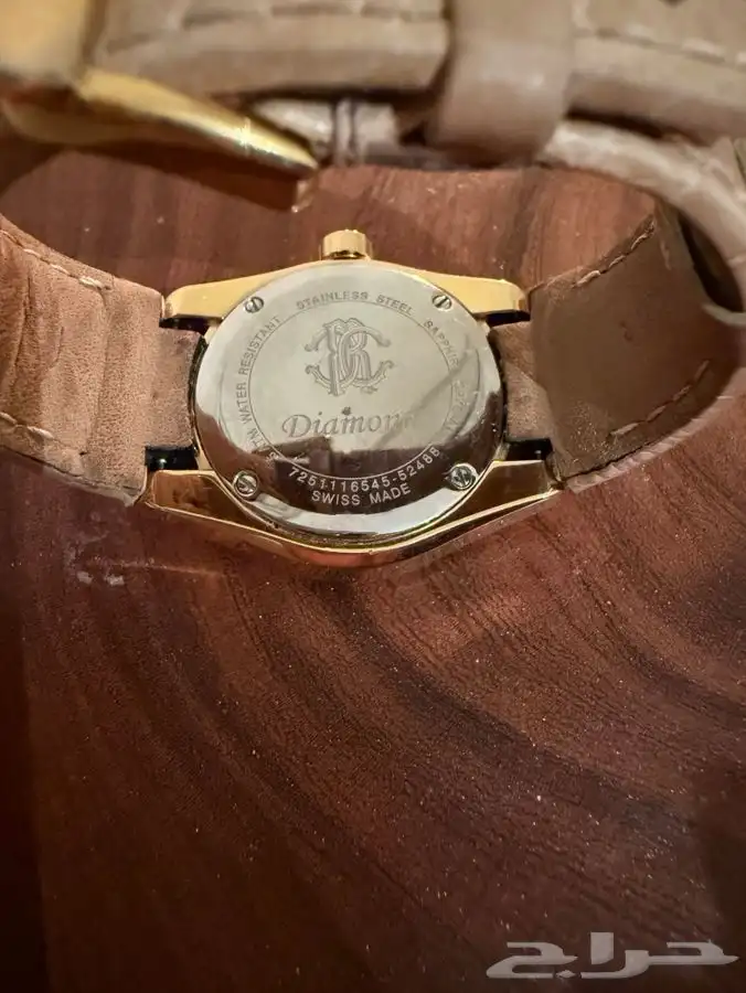 ساعة روبيرتو كفالي 4