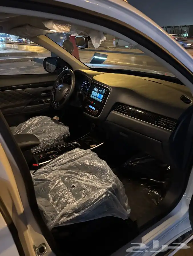 ميتسوبيشي اوتلاندر جديدة موديل 2022 فل كامل 13