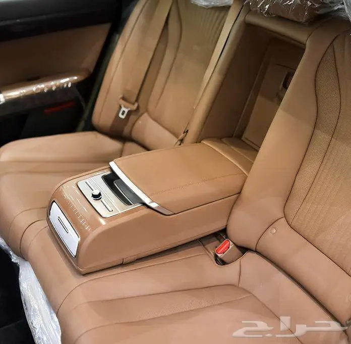 ازيرا بريميوم 2026 لون اسود كشخة الالوان 5