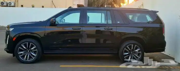 كديلاك اسكليد اسبورت بلاك اديشن 8