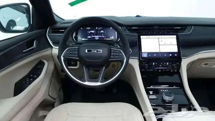 جيب جراند شيروكي ليميتد فل كامل 2023 10