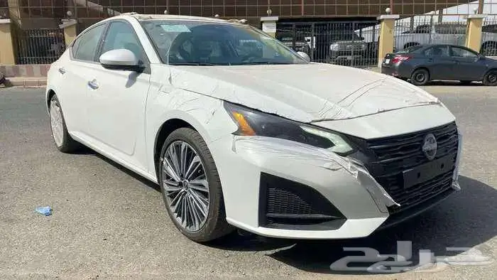 نيسان التيما SV نص فل 2026 1