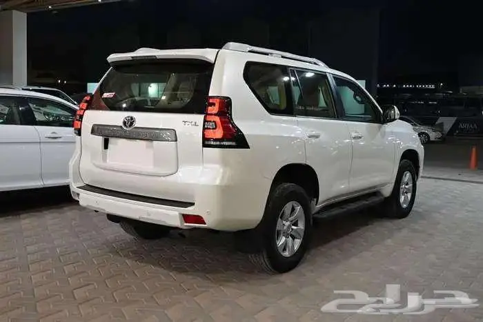 تويوتا برادو TXL 2020 سعودي 4 سلنر بنزين ممشي 27 الف 5