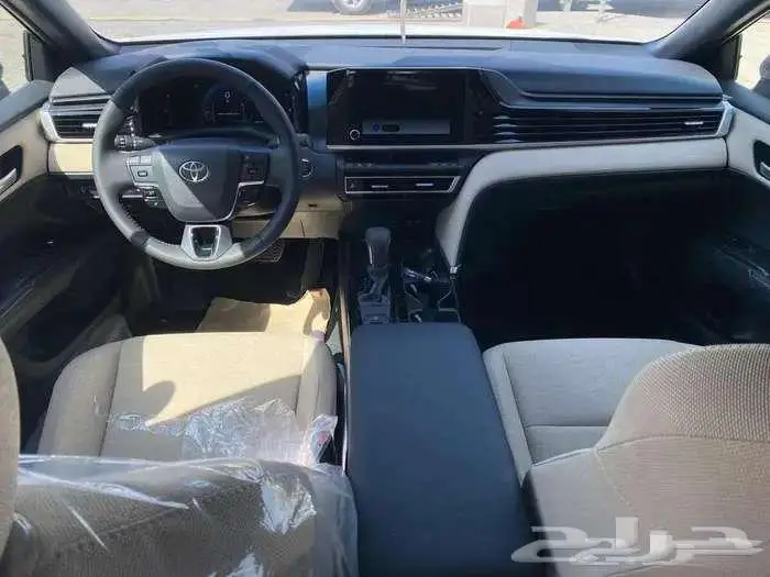 تويوتا كامري LE موديل 2025 نص فل كاش و اقساط 6