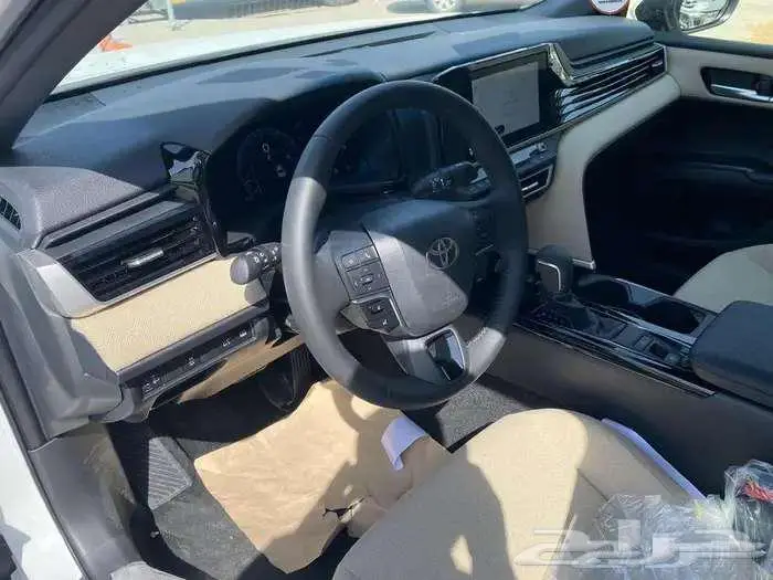 تويوتا كامري LE موديل 2025 نص فل كاش و اقساط 9