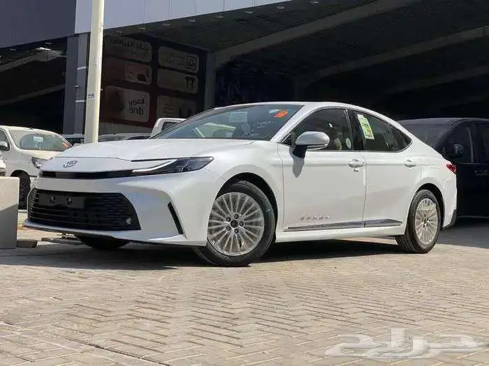 تويوتا كامري LE موديل 2025 نص فل كاش و اقساط 0