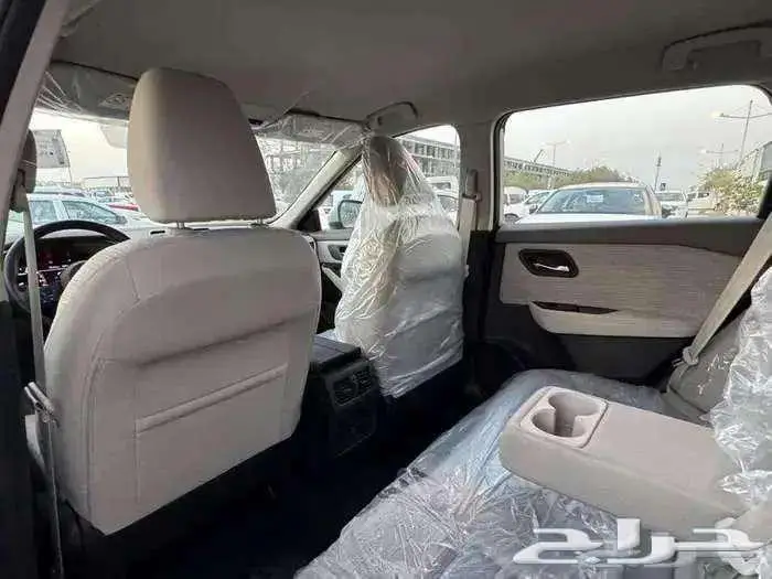 نيسان اكس تريل2026 Sستاندر - 5 راكب (دبل -بدون دبل) 5