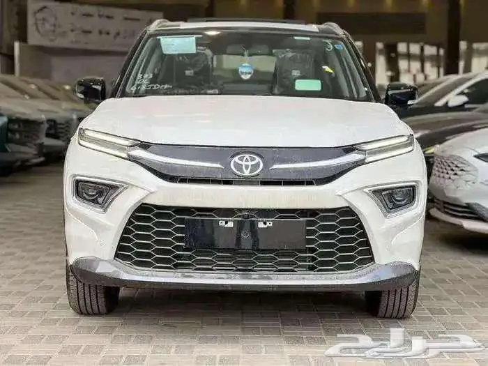 تويوتا اوربان GLX موديل 2026 كاش و أقساط 2