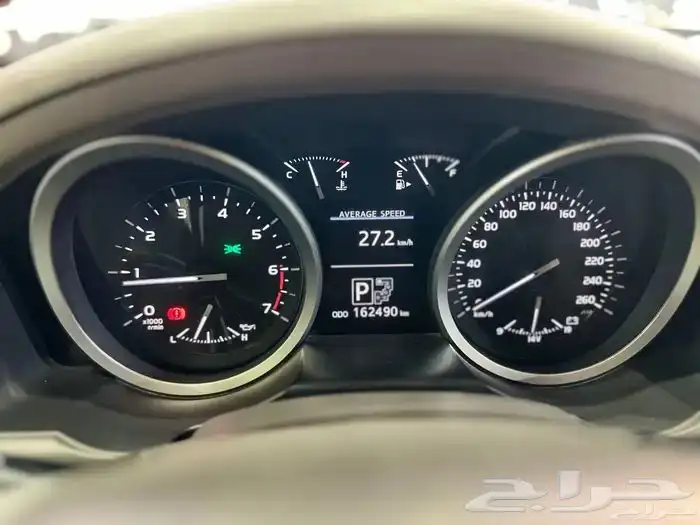 تويوتا فكسار 2015 سعودي فل كامل ماشي 162 الف قمة فالنظافة 7