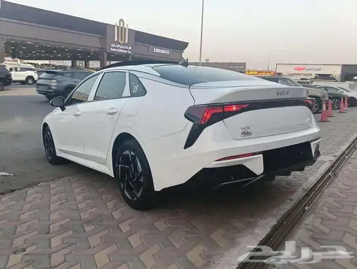 كيا K5 استاندر مطور بانوراما 2025 كاش واقساط 3