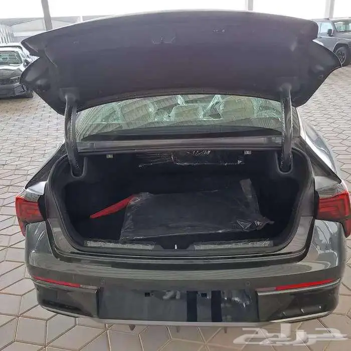 كيا k5 نصف فل الاهليه تخفييضات 10