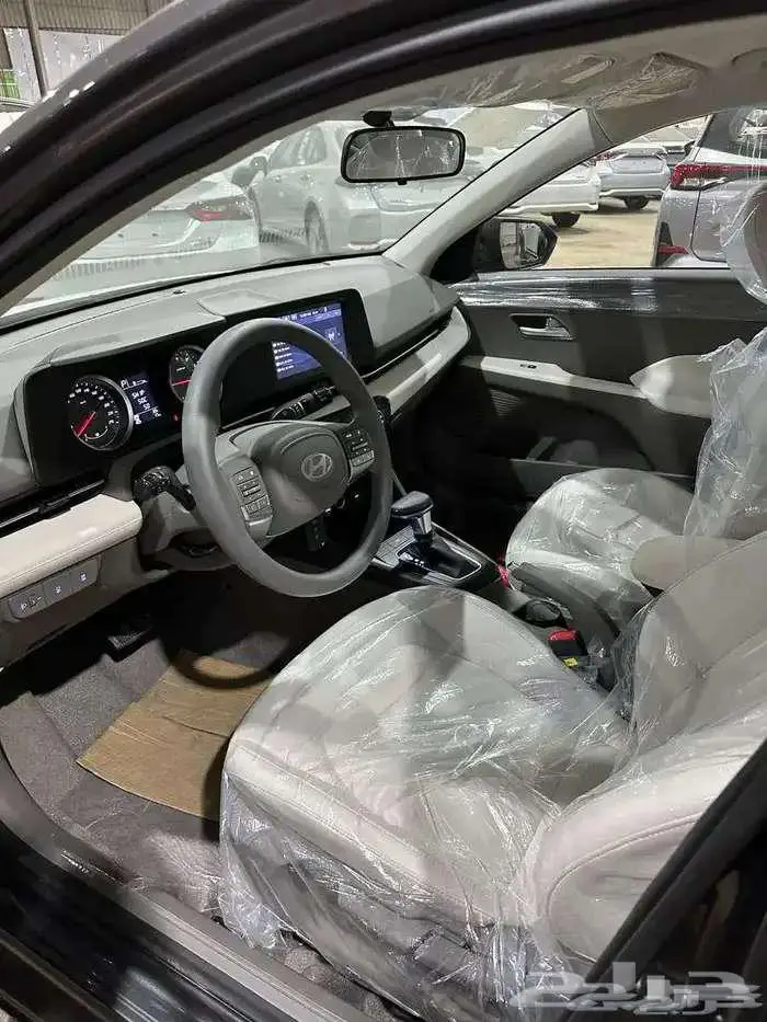 اكسنت فلييت 2025 10