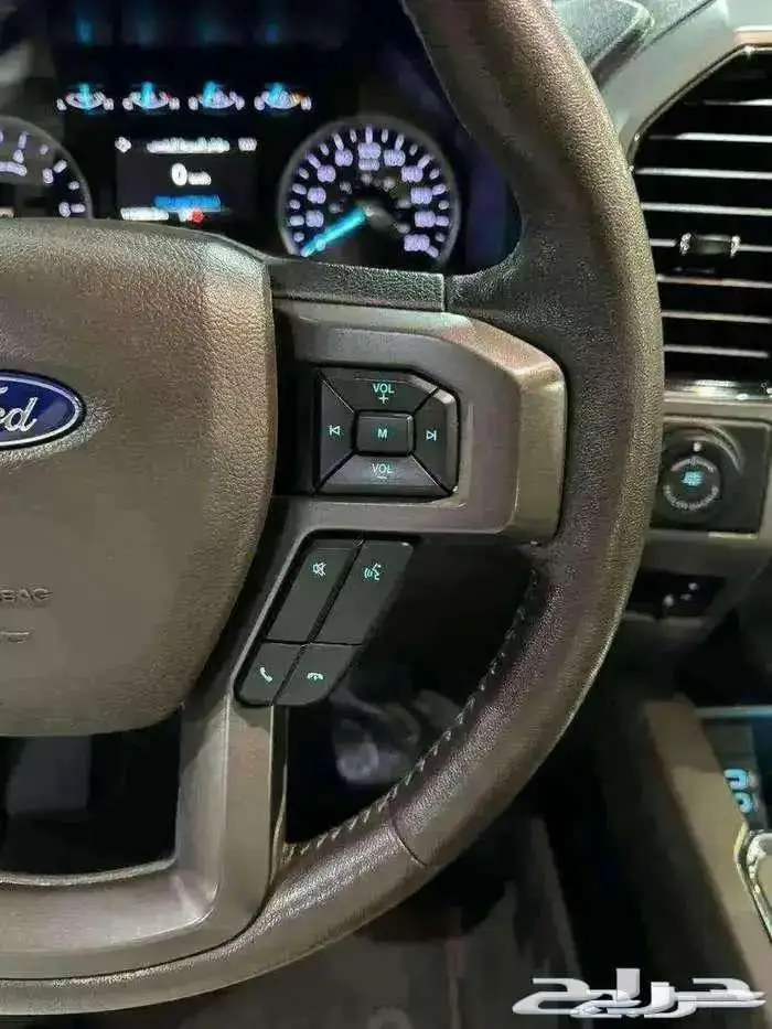 للبيع فورد اكسبيدشن 2019 دبل سعودي وارد الجزيره 32