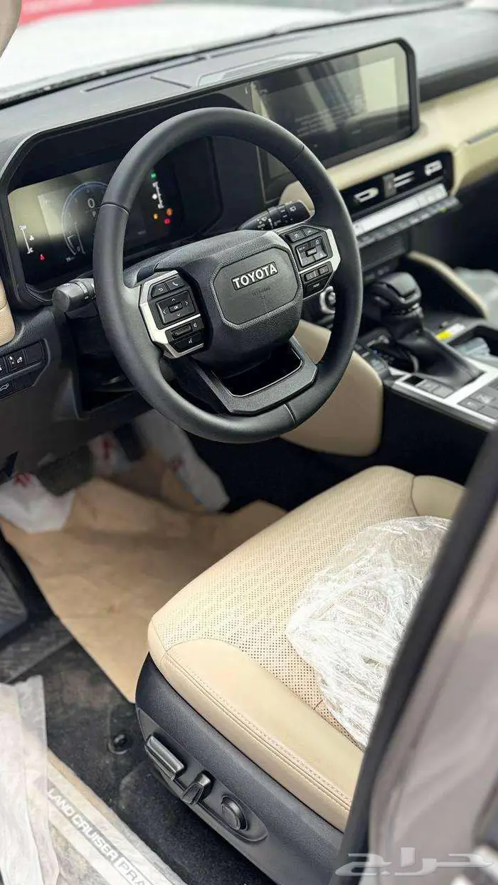 تويوتا برادو TXL3 موديل 2025 فل كامل لدى الخضر للسيارات 3
