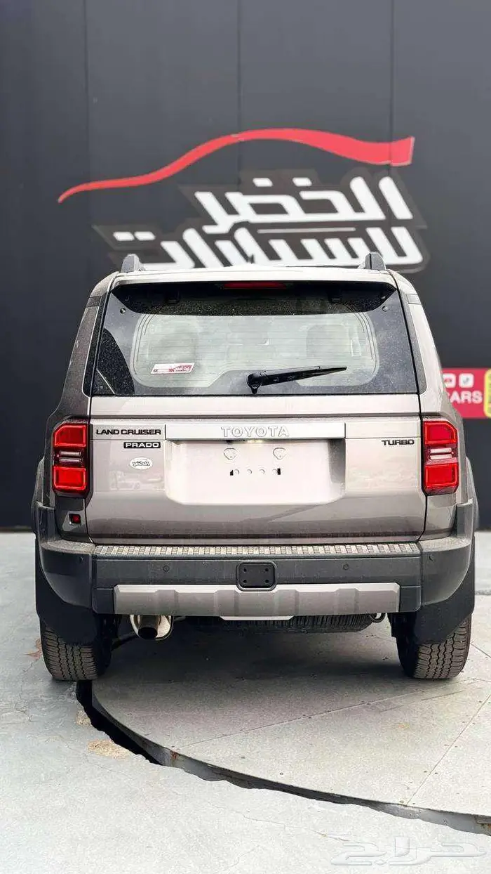 تويوتا برادو TXL3 موديل 2025 فل كامل لدى الخضر للسيارات 18
