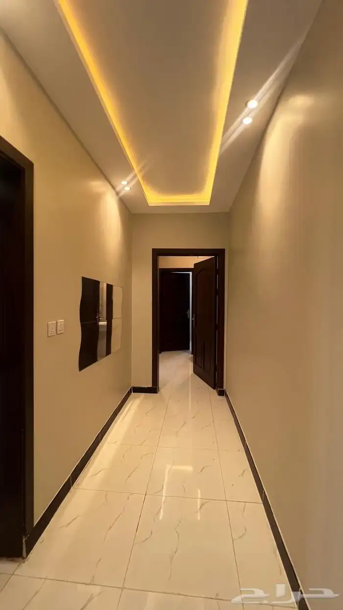 شقة غرفتين ومطبخ وحمام وصاله للايجار ببحرة 1