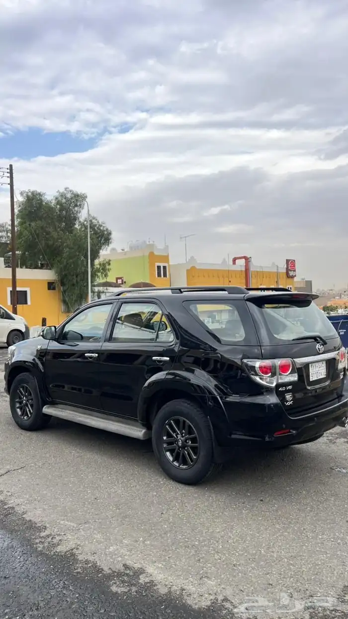 تويوتا فورتشنر 2015 فل كامل 6 سلندر قير عادي 3