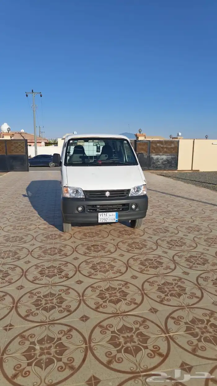 باص فان APV سوزوكي 2025 0