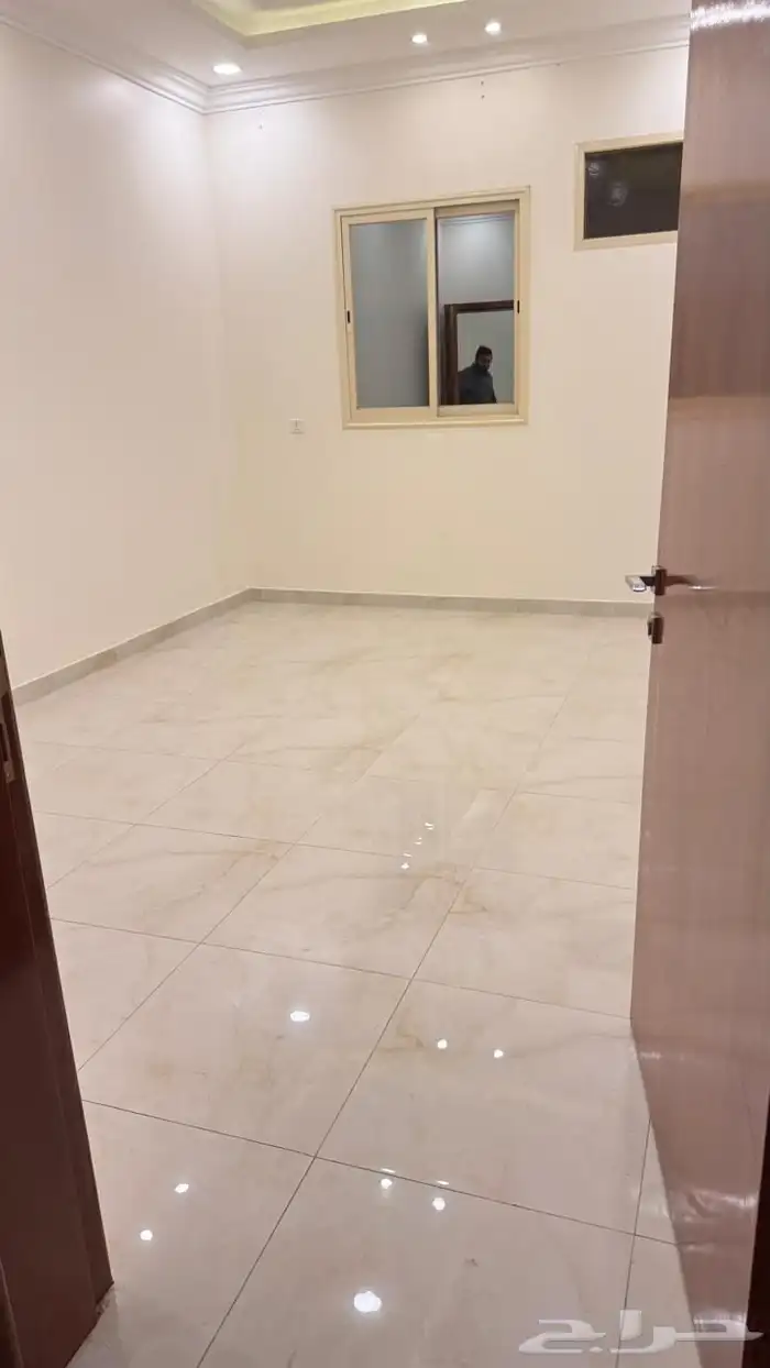 شقه ارضيه في خميس مشيط طريق التحليه مخطط الجامعيين 4