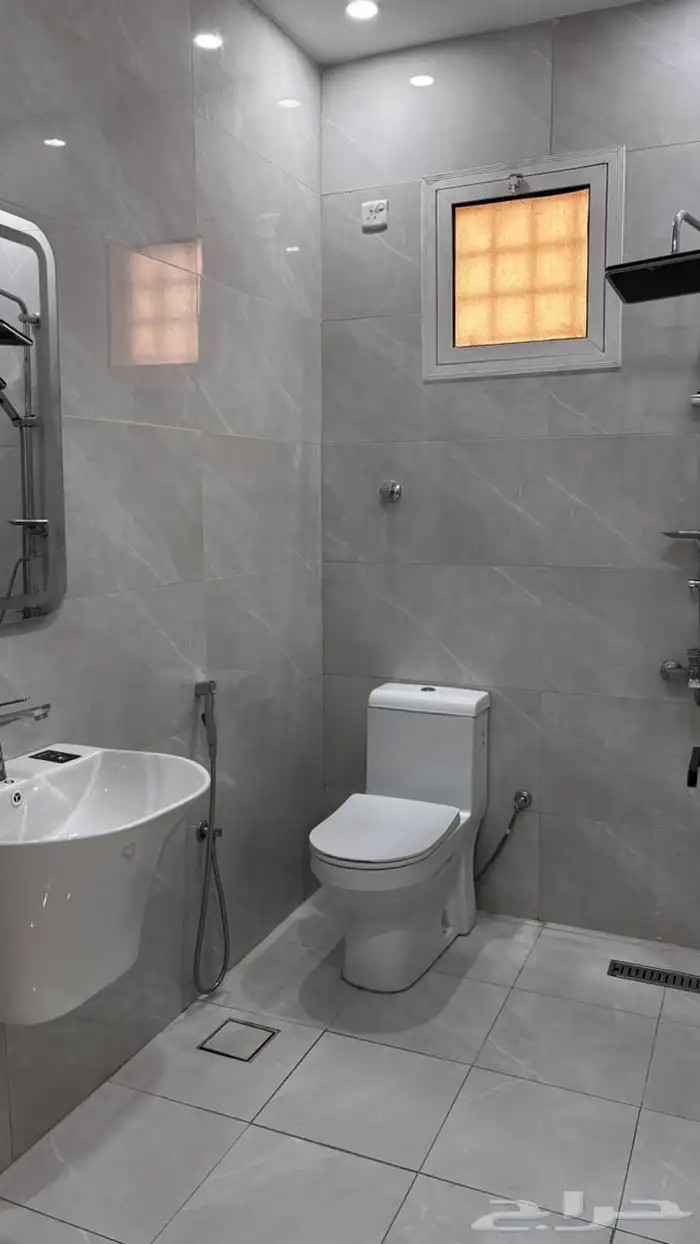 شقة للبيع المدينة المنورة حي الدفاع العزيزية 10