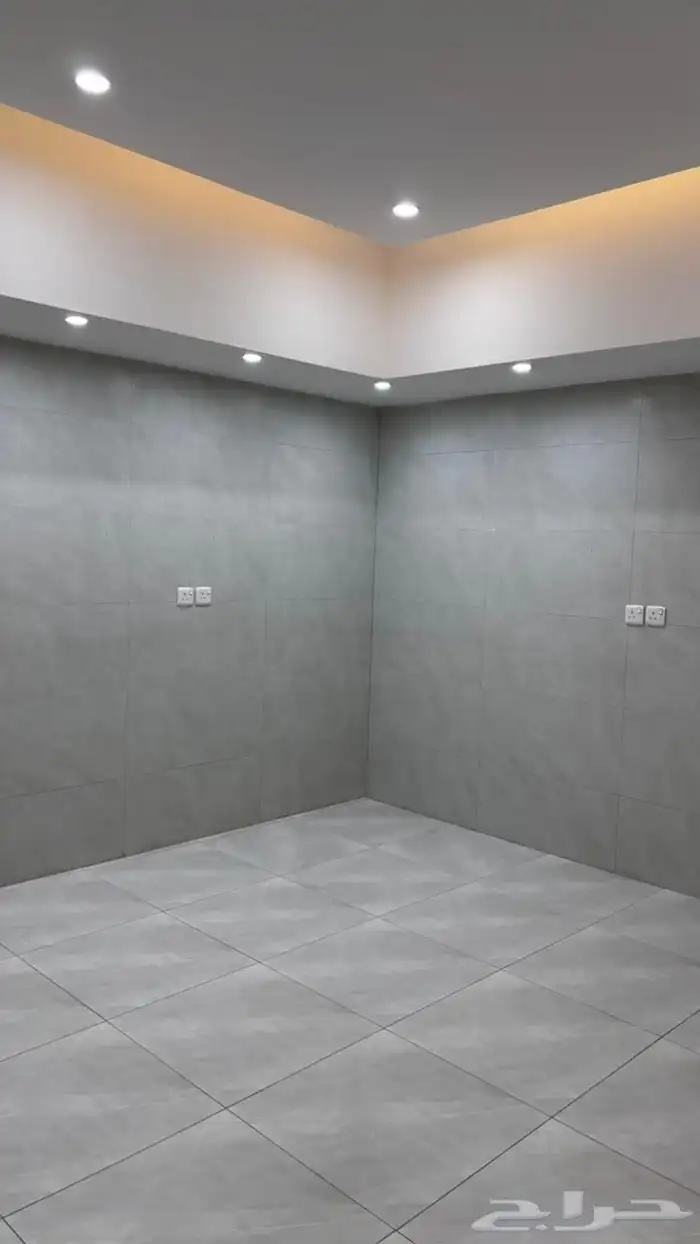 شقة للبيع المدينة المنورة حي الدفاع العزيزية 4