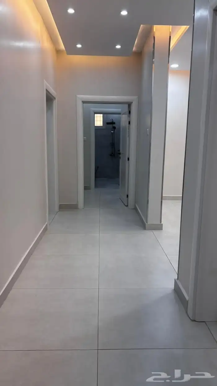 شقة للبيع المدينة المنورة حي الدفاع العزيزية 11
