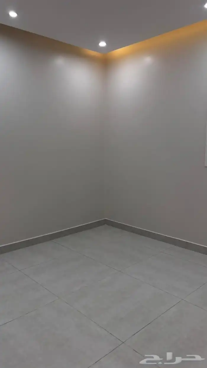 شقة للبيع المدينة المنورة حي الدفاع العزيزية 14