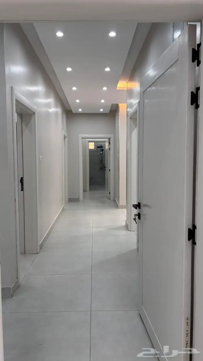 شقة للبيع المدينة المنورة حي الدفاع العزيزية 17