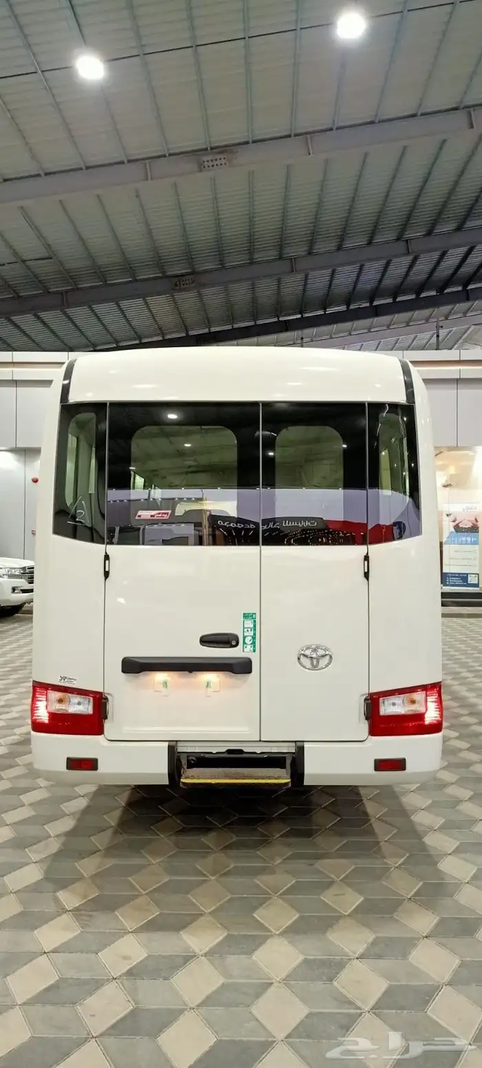 باص تيوتا كوستر 21 راكب 2024 2