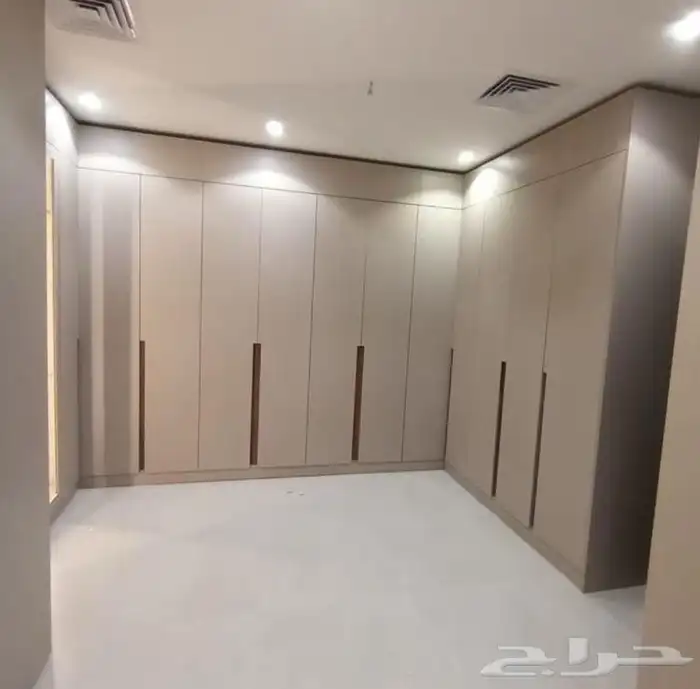 دواليب الملابس غرفة النوم خزائن ديكورات طاولات 2