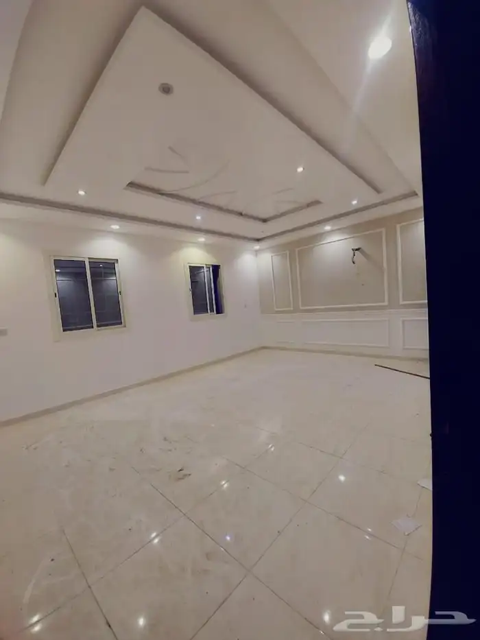 شقة 7 غرفة للإيجار 18