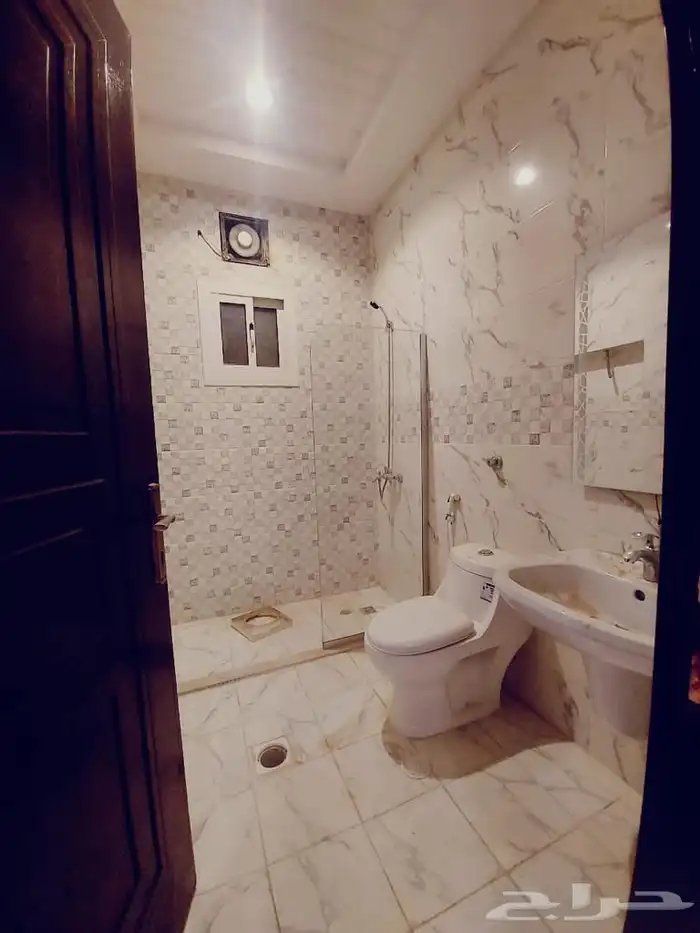 شقة 7 غرفة للإيجار 1