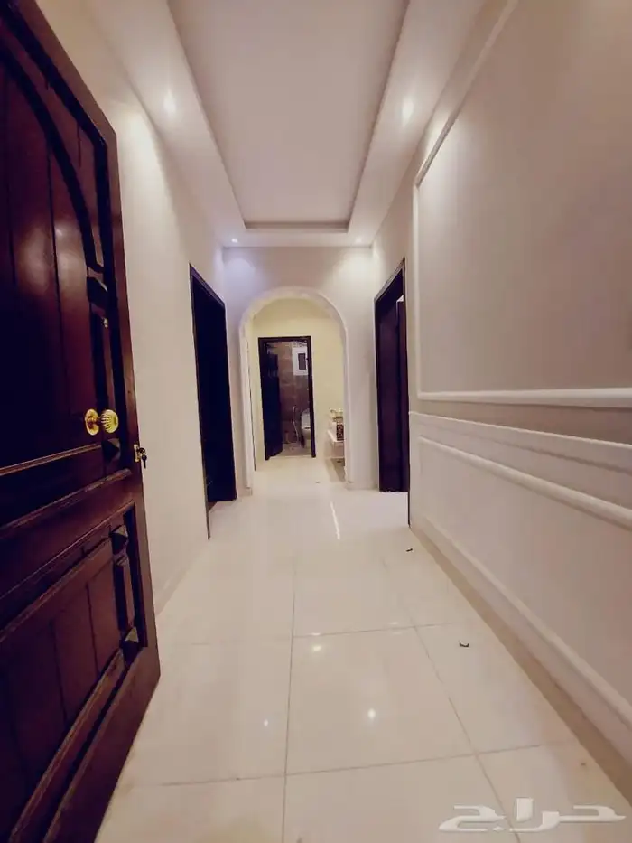 شقة 7 غرفة للإيجار 19