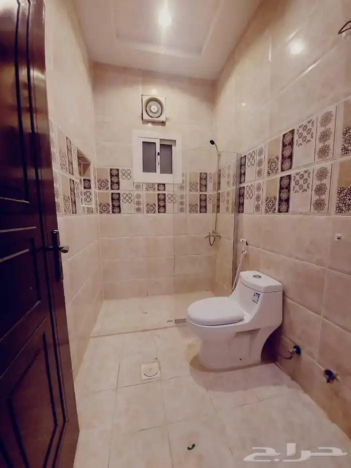 شقة 7 غرفة للإيجار 10