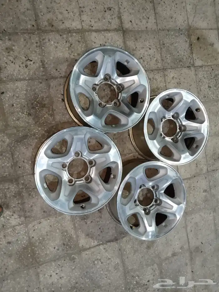 البيع جنوط ربع رفرف اصليه 1