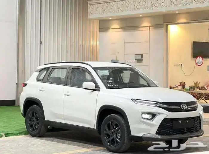 تويوتا أوربان كروز GL استاندر و GLX فل كامل موديل 2026 2