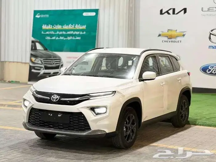 تويوتا أوربان كروز GL استاندر و GLX فل كامل موديل 2026 15