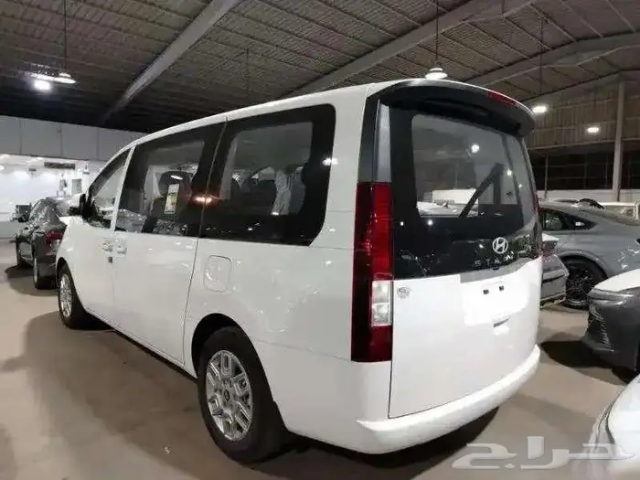 هيونداي ستاريا 2026 ديزل 11 راكب( كاش وتقسيط )صيانة مجانية 4