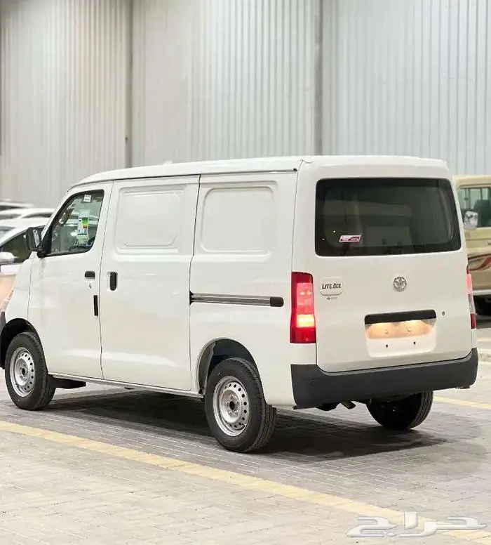 تويوتا لايت اس قير عادي 2025 4