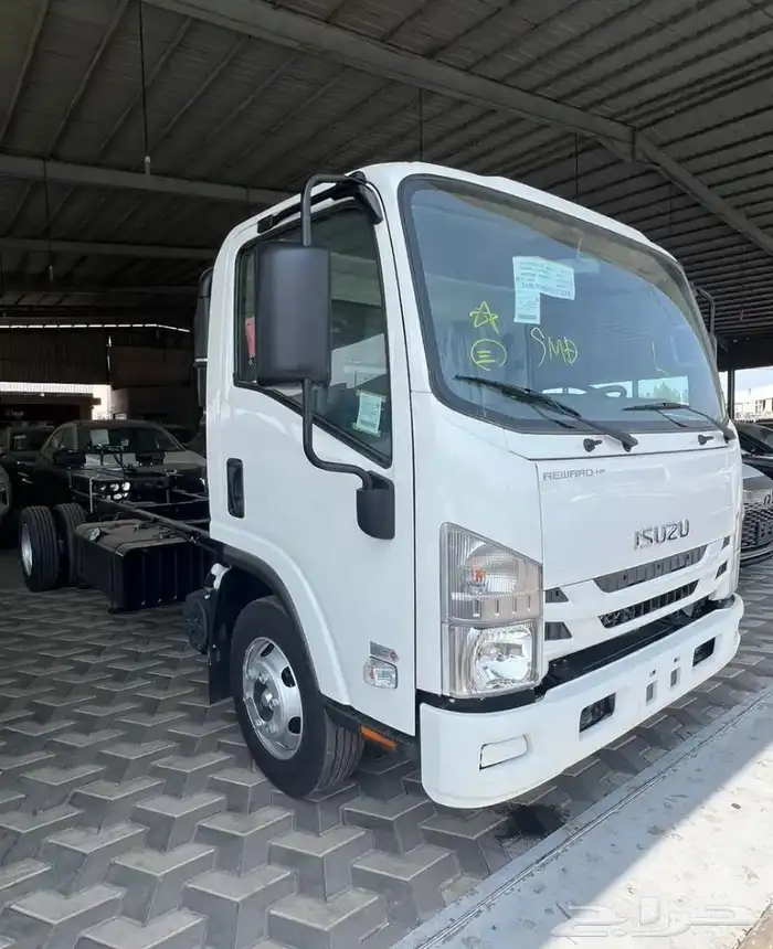 ايسوزو دينا 2025 ياباني 5 طن و 6 طن 0