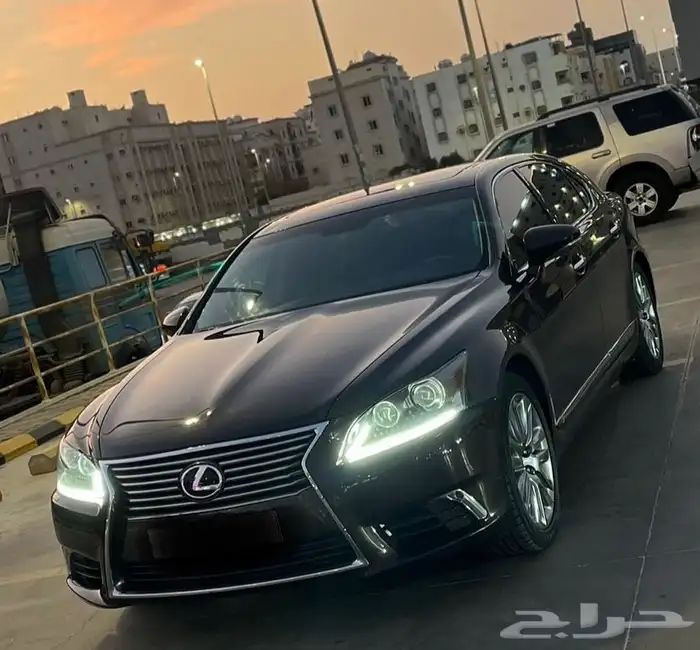 لكزس 460LS لارج شاصل طويل موديل 2013 وارد عبداللطيف جميل 1