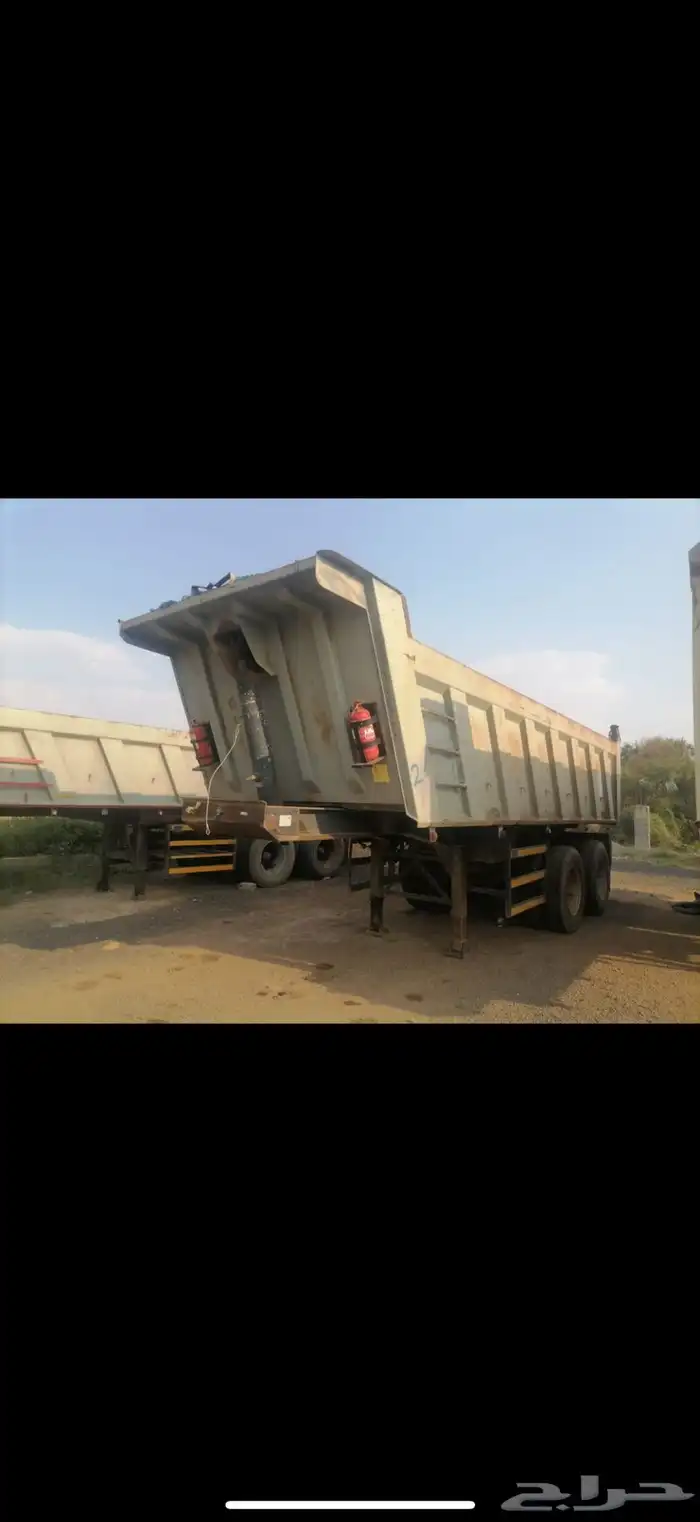 للبيع صندوق قلاب 0