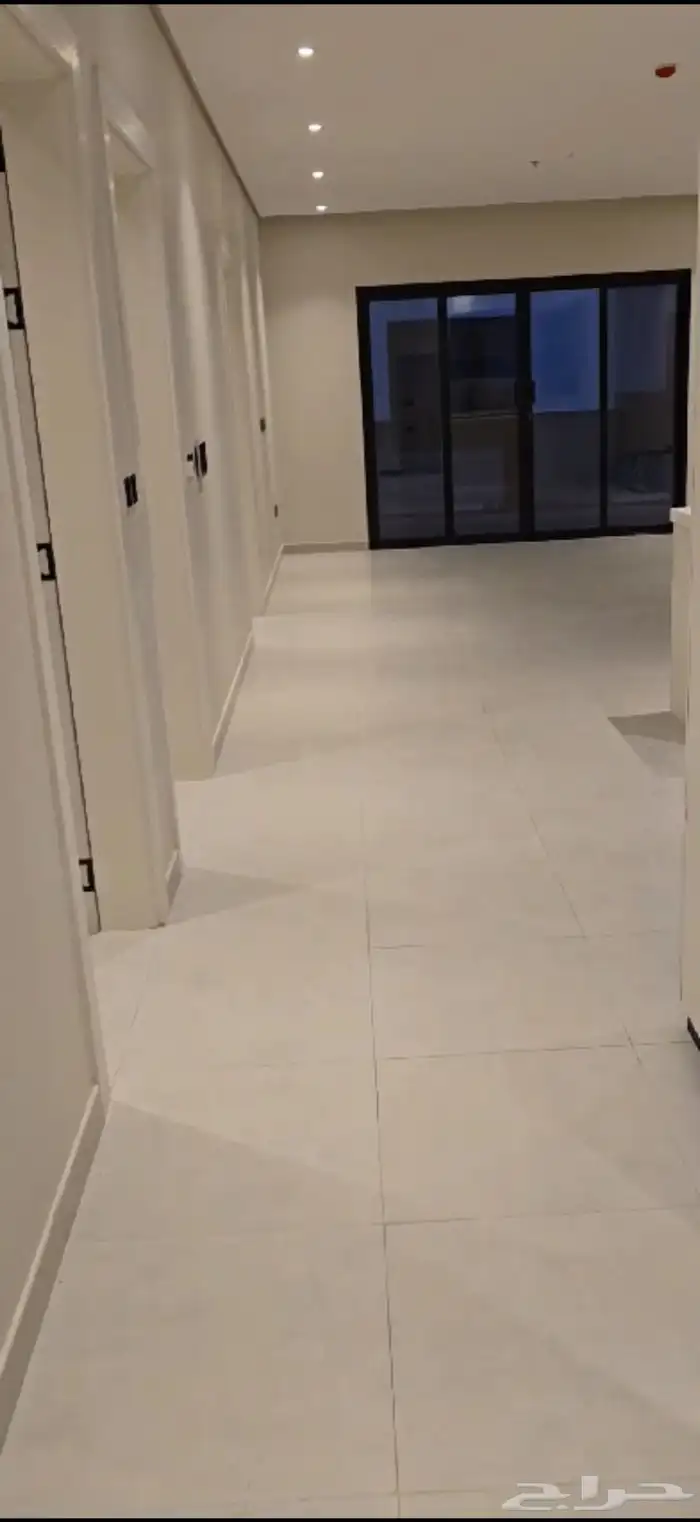 شقه للايجار حي البحر مكيفات مطبخ راكب 4