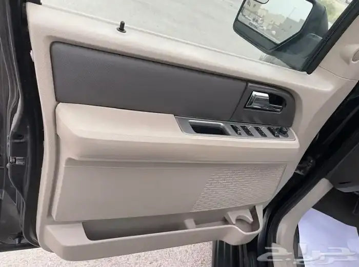 فورد اكسبيدشن 8