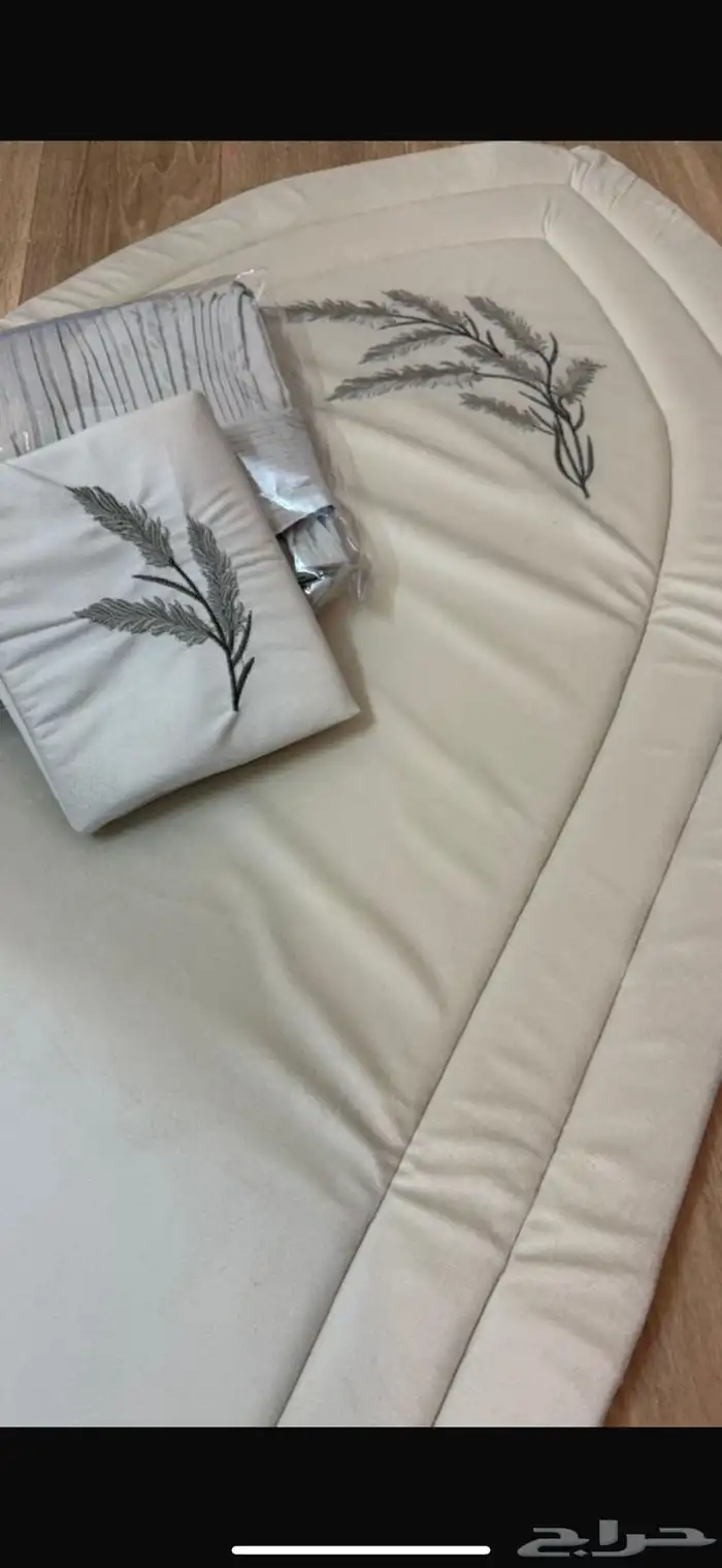 شراشف الصلاة للنساء 8