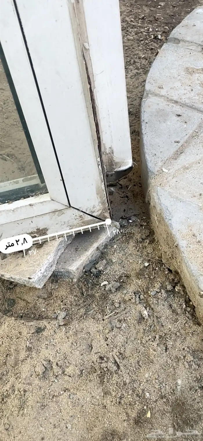 واجهه خياط وتنفع لاي محل الواجهه شبه جديده 3