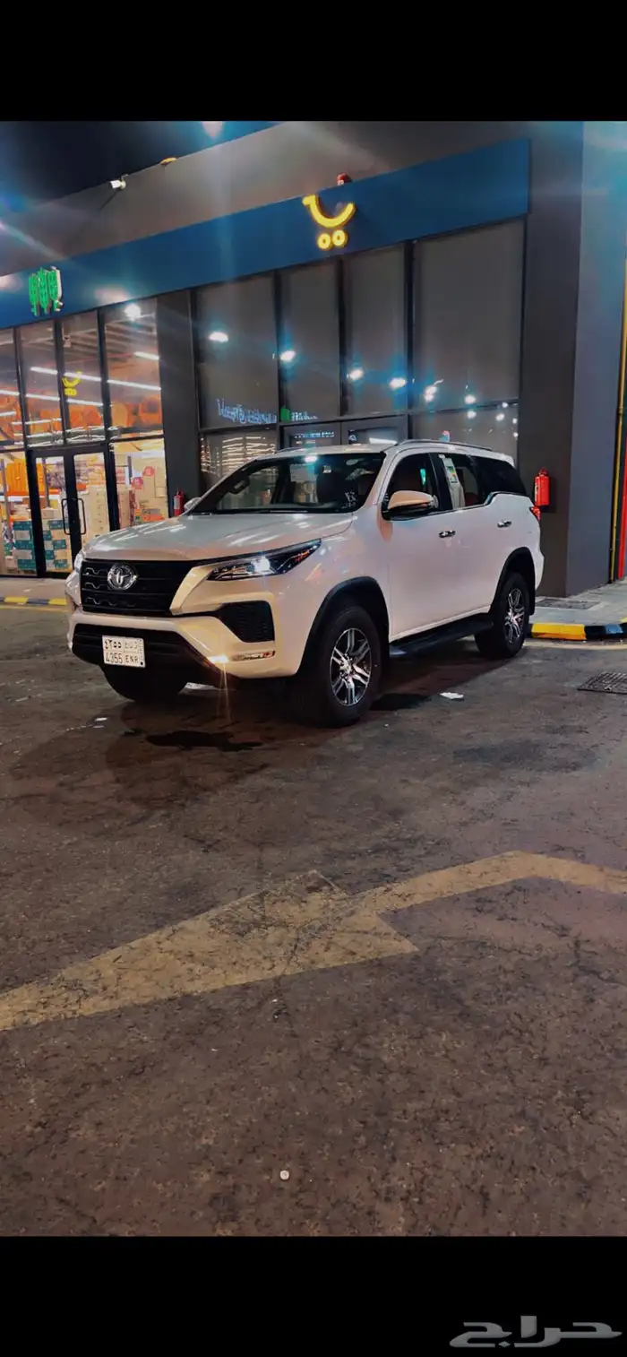 جيب فورشنر 2025 لتنازل ماشي 73 الف نظيف على نظام دفعتين 1