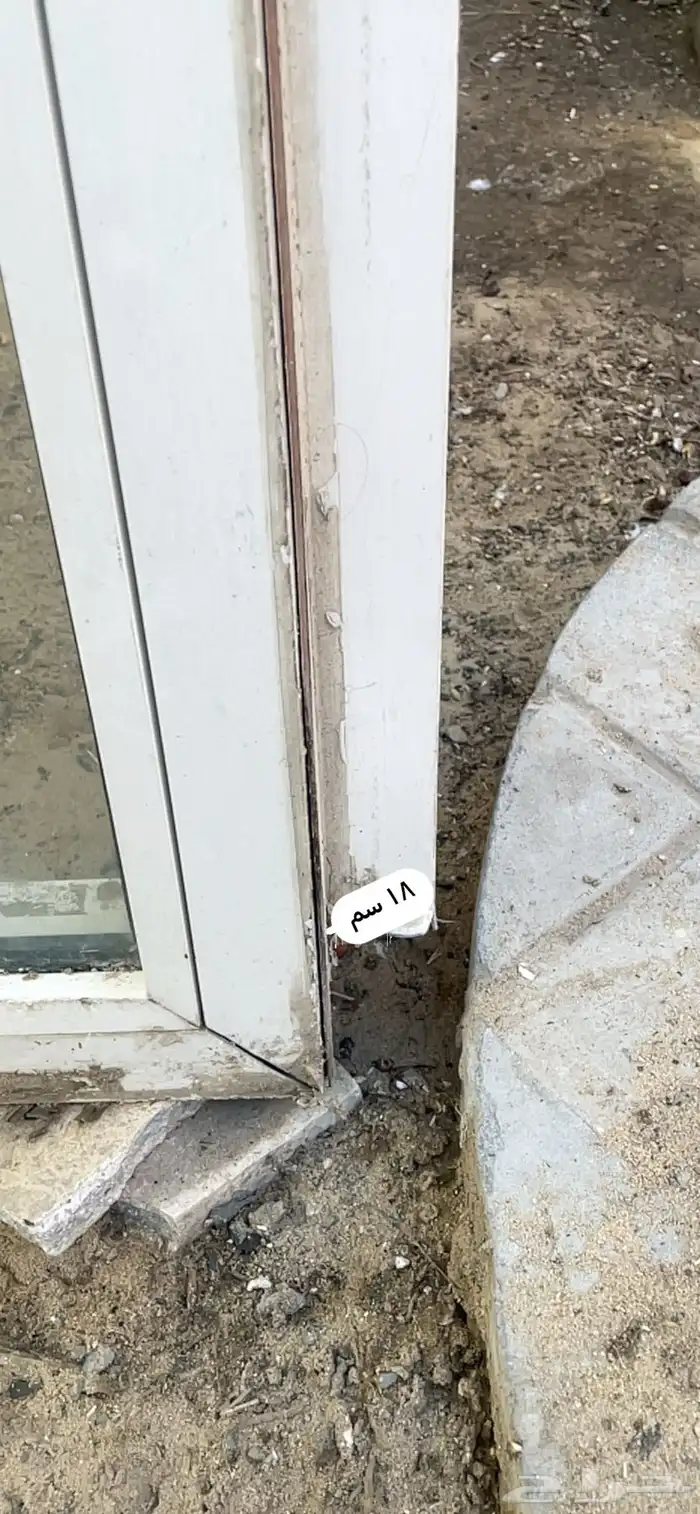 واجهه خياط وتنفع لاي محل الواجهه شبه جديده 5